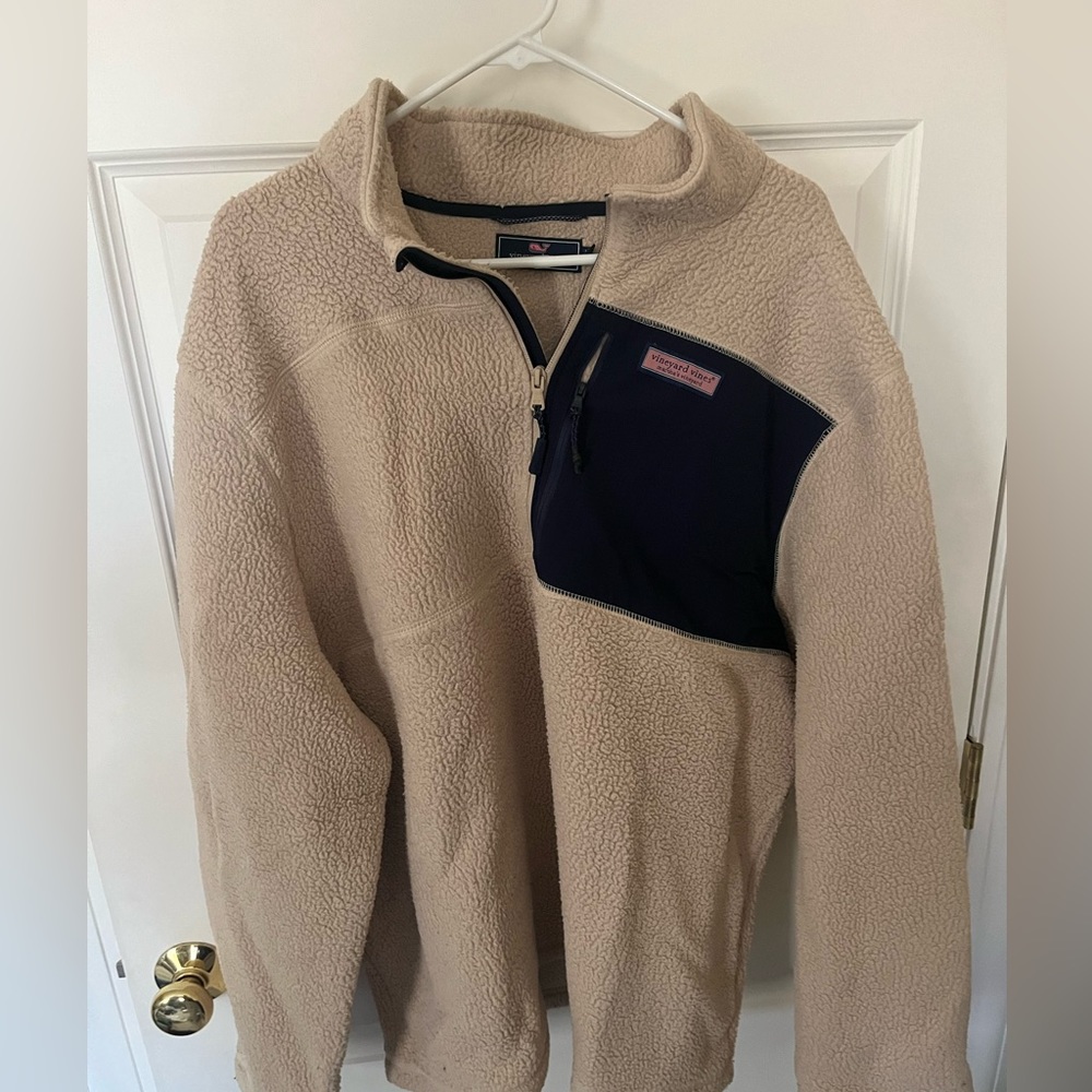 Vineyard vines pullover